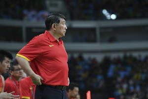 宫鲁鸣:亚洲杯目标夺冠 必须要想办法击败澳大利亚和日本